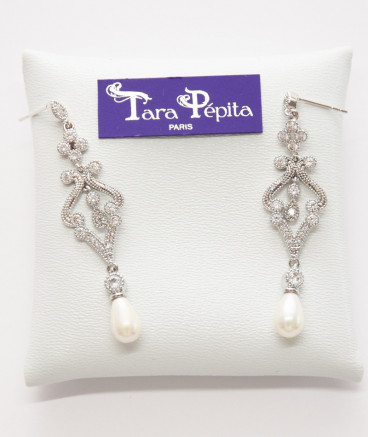 Boucle d'oreille pendantes perles et strass zirconium