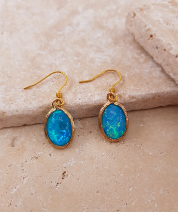 Boucles d'oreilles opale bleue