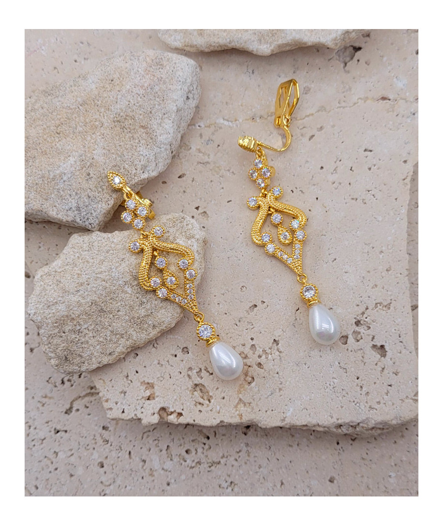 Boucles d'oreilles clip pendantes perles et strass dorées