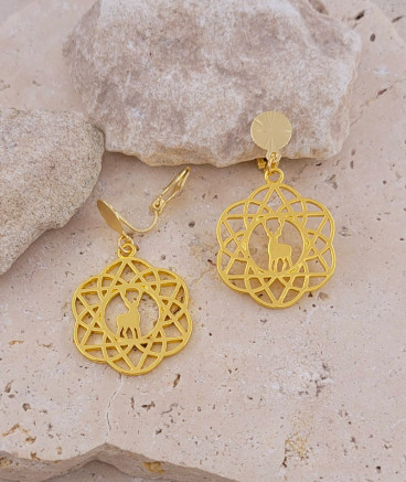 Boucles d'oreilles clips dorées cerf (non percées)