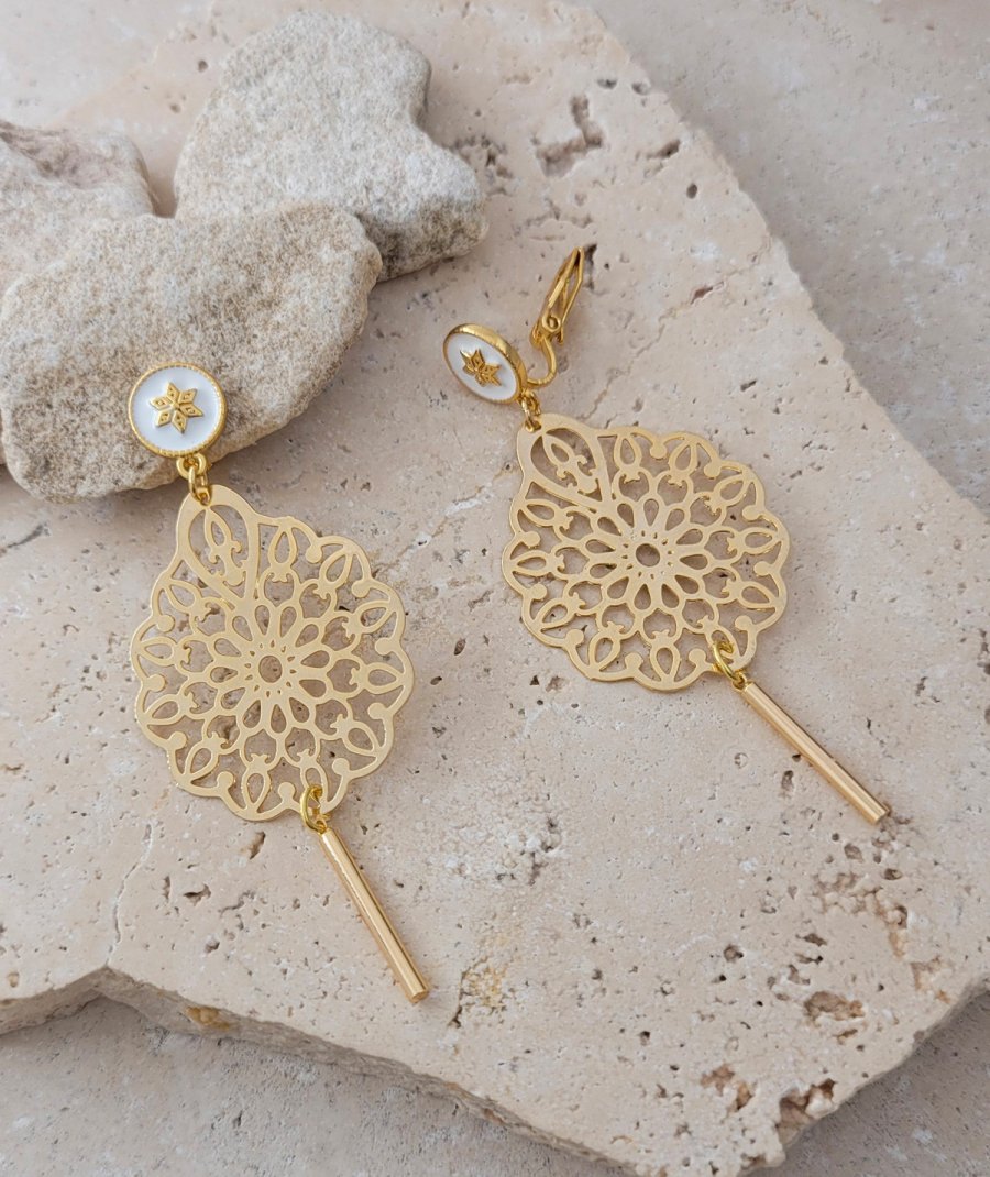 Boucles d'oreilles à clips pendantes dorées (non percées)