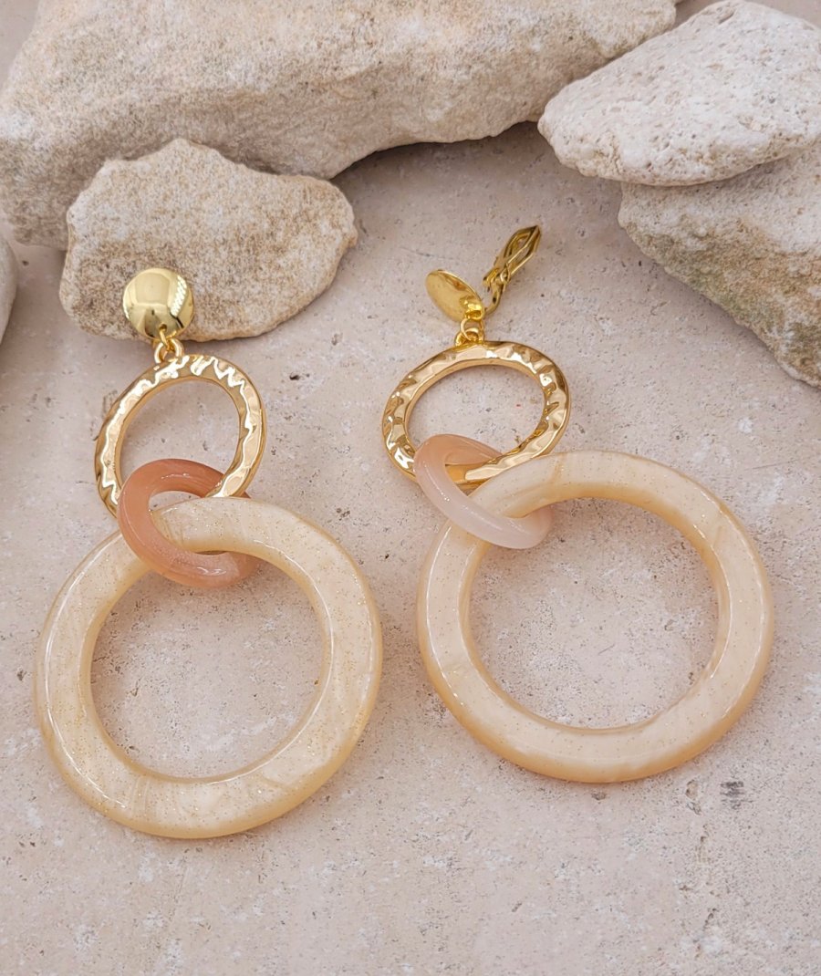 Boucles d'oreilles à clip 3 anneaux ovzersize beige (non percées)