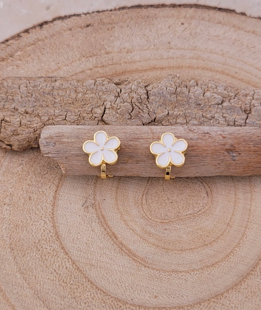 Boucles oreilles clips fleur blanche filles