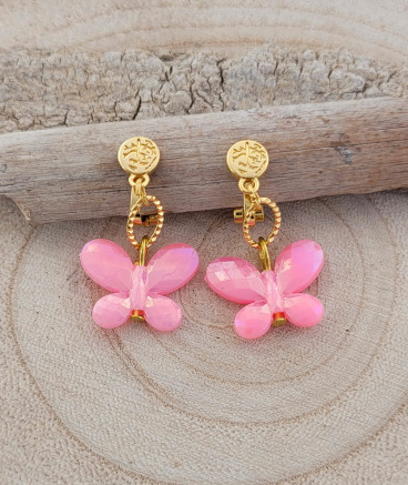 Boucles oreilles à clips créateur avec un papillon rose fluo pour les filles qui veulent faire comme maman