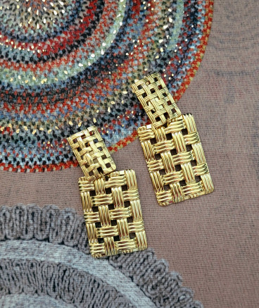 Boucles d'oreilles clip acier doré rectangles tressés