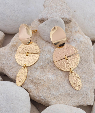 Boucles d'oreilles clips martelées dorées