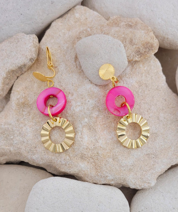 Boucles oreilles clip nacre rose fushia
