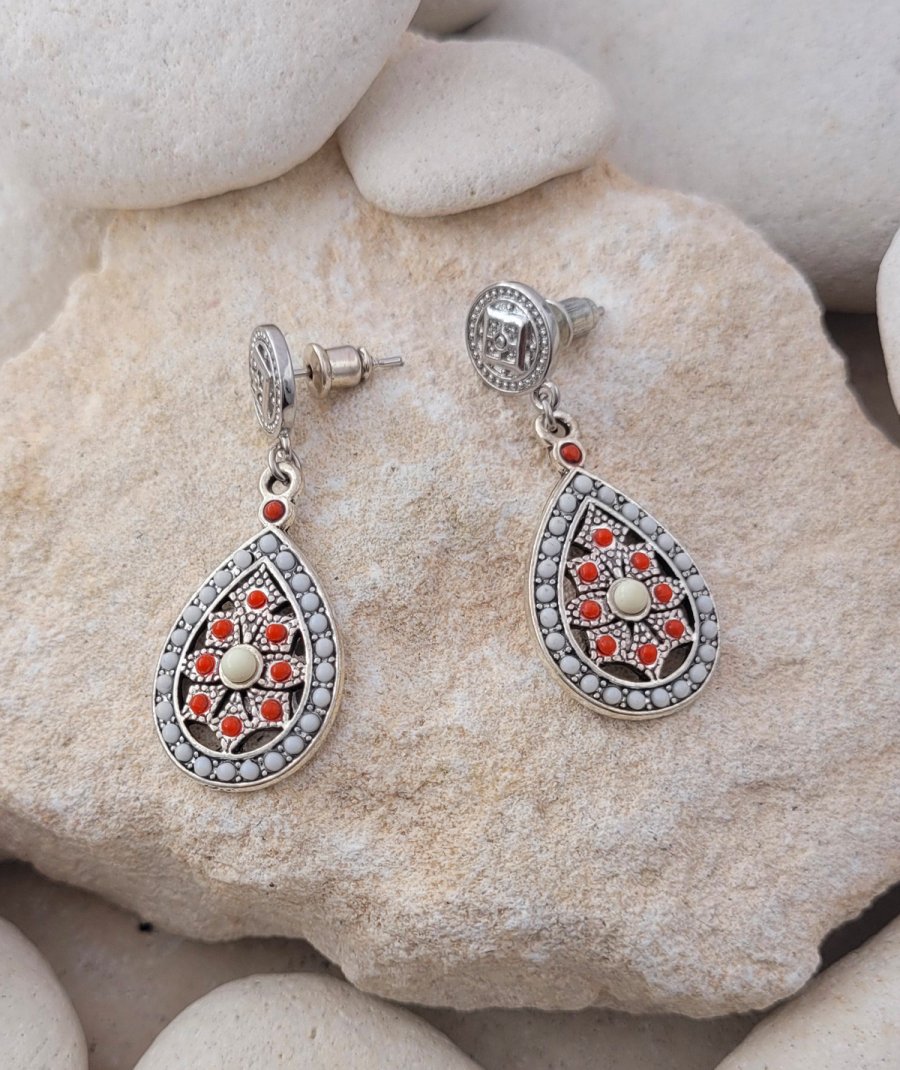 Boucles oreilles pendantes blanc et orange