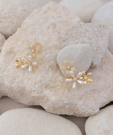 Boucles d'oreilles clips fleurs perles et strass dorées