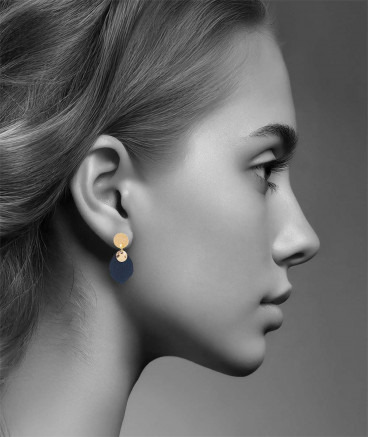Boucles d'oreilles feuille noire