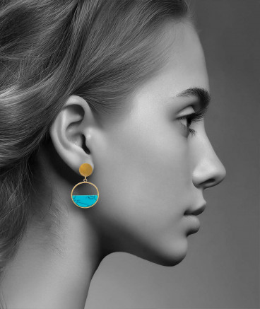 petites boucles d'oreilles à clips dorées et turquoise, légères et mini prix - L'ultra-confort par Tara Pépita