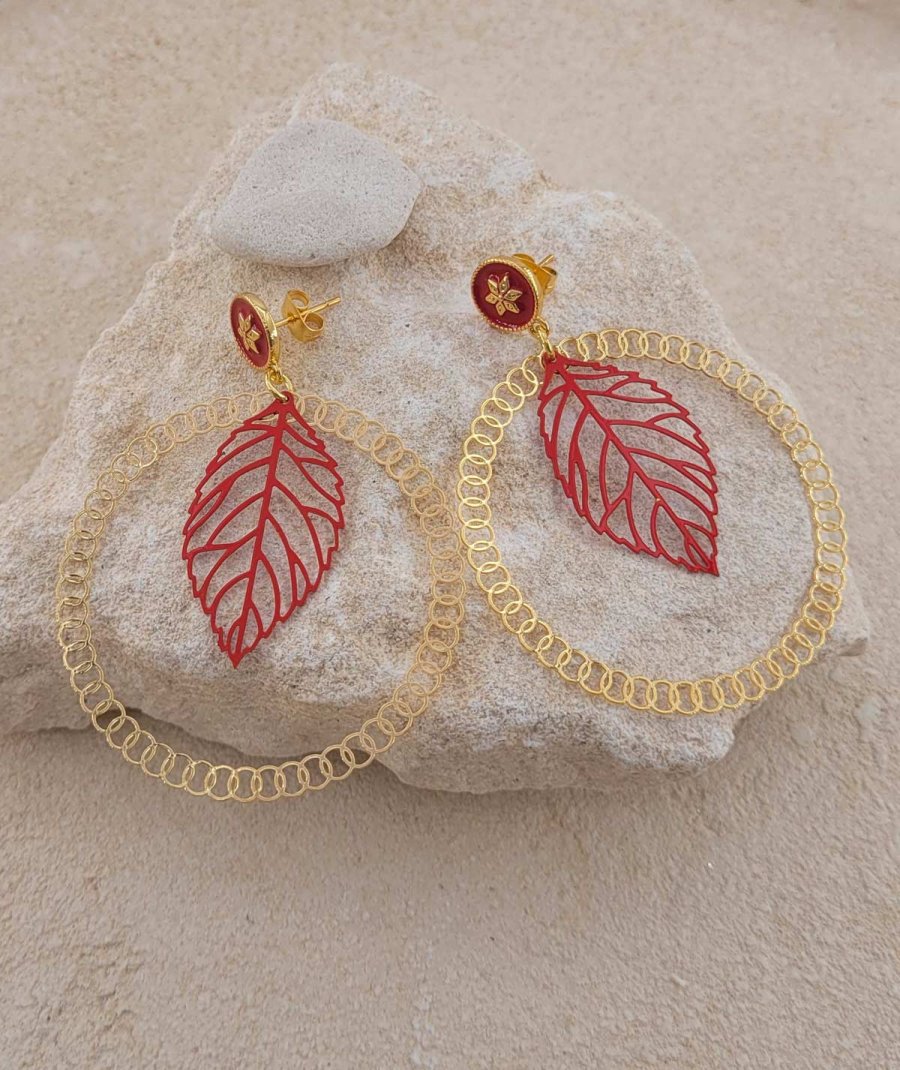 Boucles d'oreilles feuille rouge