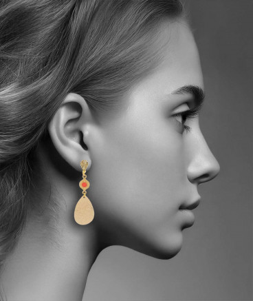 Boucles oreilles à clips pendantes légères corail