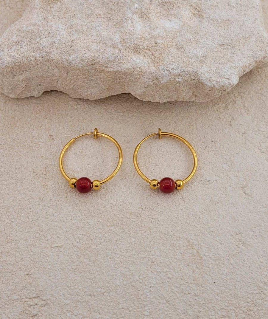 Créoles clip acier doré 3 cm cornaline rouge (non percées)