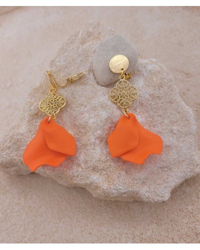 Boucles oreilles à clips pétales orange (non percées)