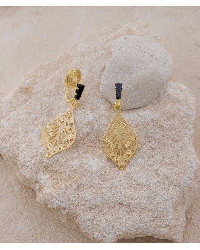 Boucles d'oreilles à clips légères dorées et clip cristal noir  - L'Ultra-confort par Tara Pépita