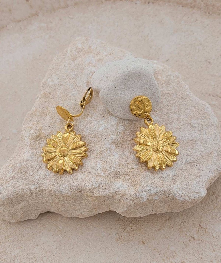 Boucles d'oreilles clip acier doré fleur (non percées)