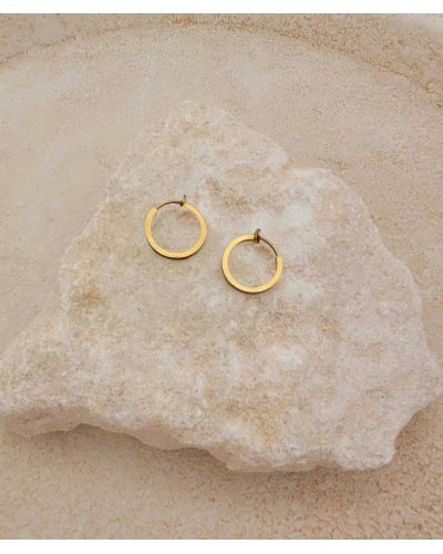 Créoles à clip dorées 15 mm fil carré Confort quotidien – Création Tara Pépita