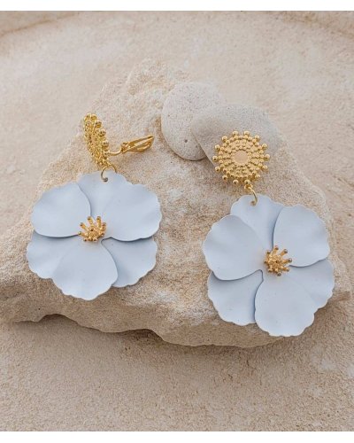 Boucles oreilles clips fleurs blanches élégantes mariage