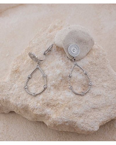 boucles d'oreilles légères rhodiées de taille moyenne à porter toute la journée - L'ultra-confort par Tara Pépita
