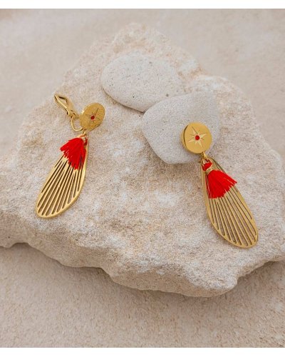 boucles d'oreilles légères dorées et rouge de taille moyenne à porter toute la journée - L'ultra-confort par Tara Pépita