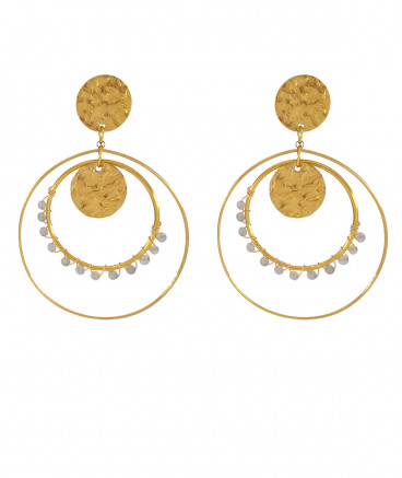 Boucles d'oreilles à clip tendance avec anneaux, pendentifs martelés et perles en cristal - L'ultra-confort par Tara Pépita