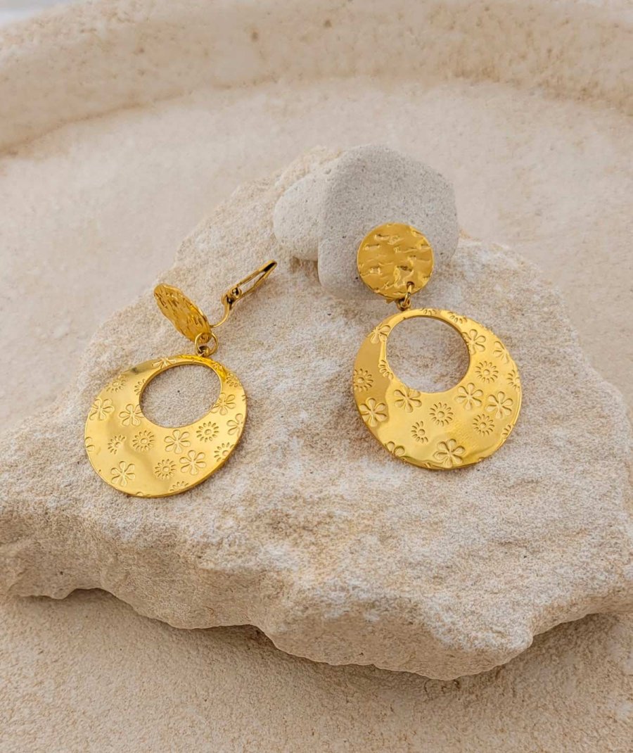Petites boucles d'oreilles à clips classiques avec une créole à porter quotidiennement  - L'ultra-confort par Tara Pépita