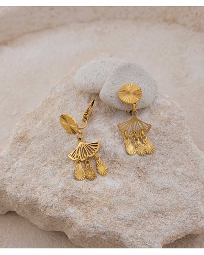 Petites boucles d'oreilles clip dorées pour toute la journée, résistantes et confortables - L'ultra-confort par Tara Pépita