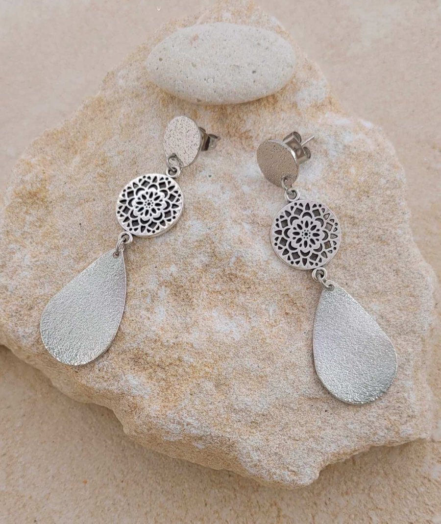 Boucles d'oreilles rhodiées ultra légères hypallergéniques