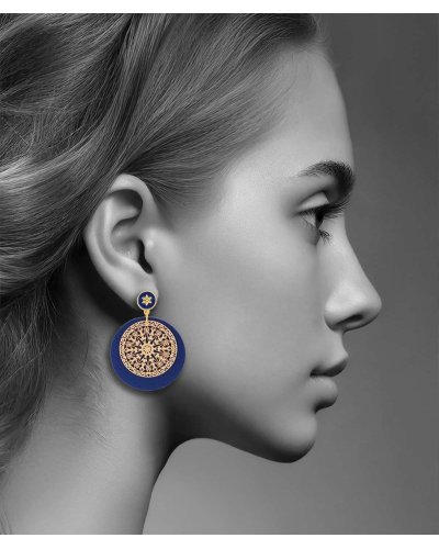 Boucles d’oreilles à clip cuir vegan bleu marine et filigrane doré Ultra-confort – Création Tara Pépita