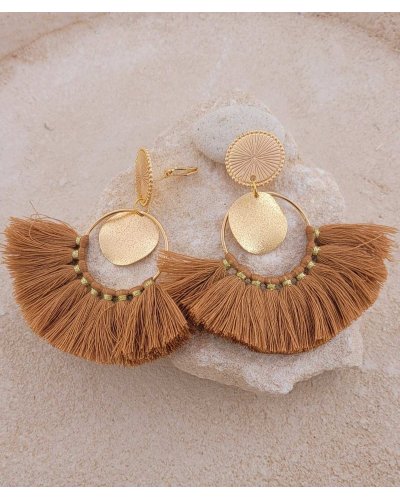 Grandes boucles oreilles clip pompons taupe Confort quotidien – Création Tara Pépita