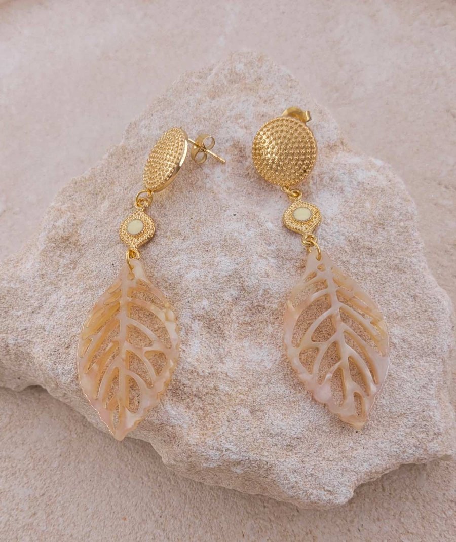 Boucles d'oreilles feuille acétate beige et blanc hypoallergéniques