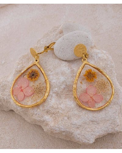 Boucles d'oreilles à clip en acier avec de vraies leurs séchées pour un effet très original – Création Tara Pépita