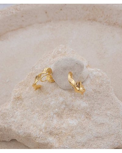 Petites Créoles clip doux dorées 2 cm torsadées - L'ultra-confort par Tara Pépita