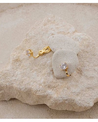 Boucles d'oreilles à clip avec solitaire  en zirconium, dorées pour les oreilles non percées - L'ultra-confort par Tara Pépita