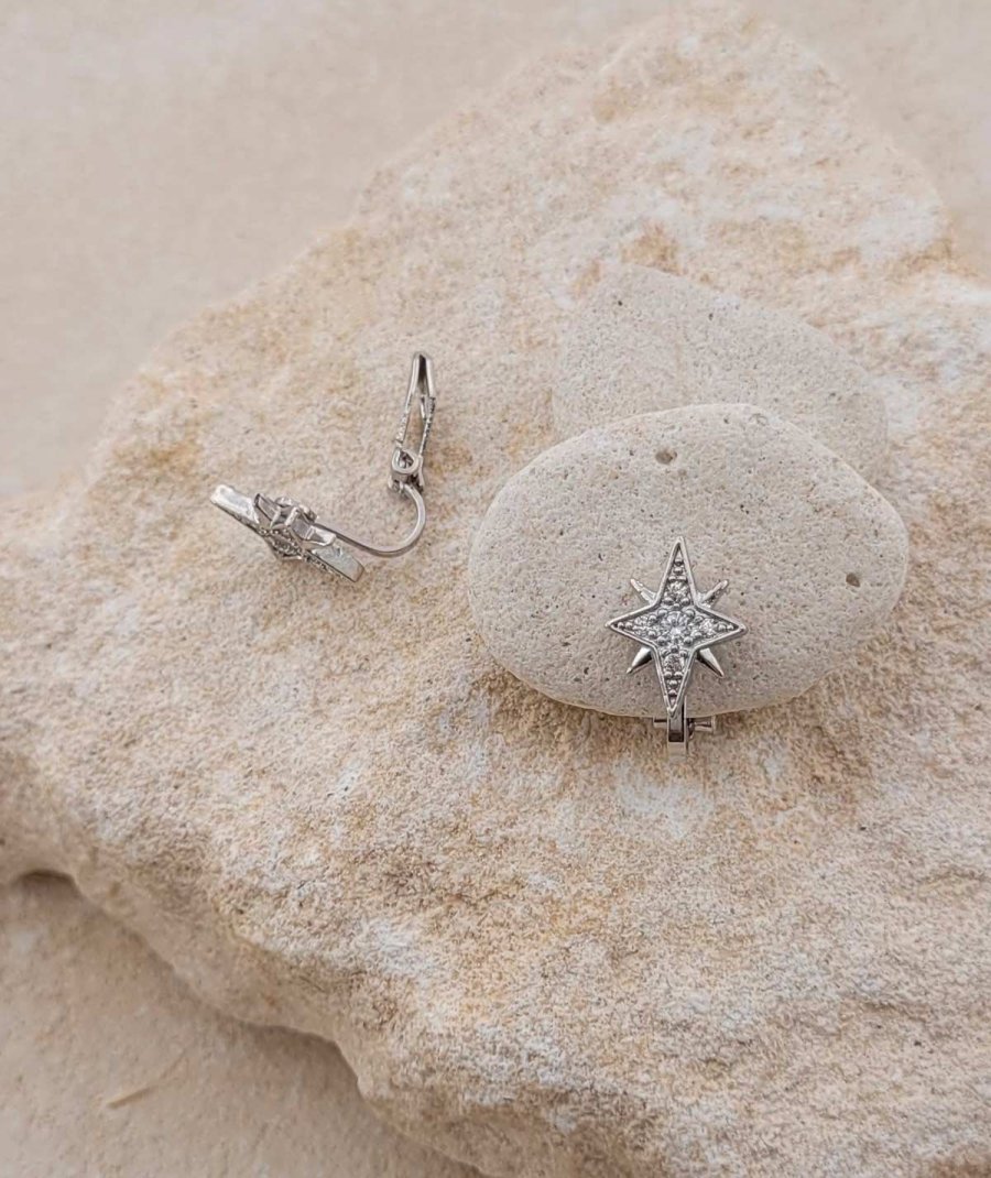 Boucles oreilles à clip étoile rhodiée et petits zircon - L'ultra confort par Tara Pépita
