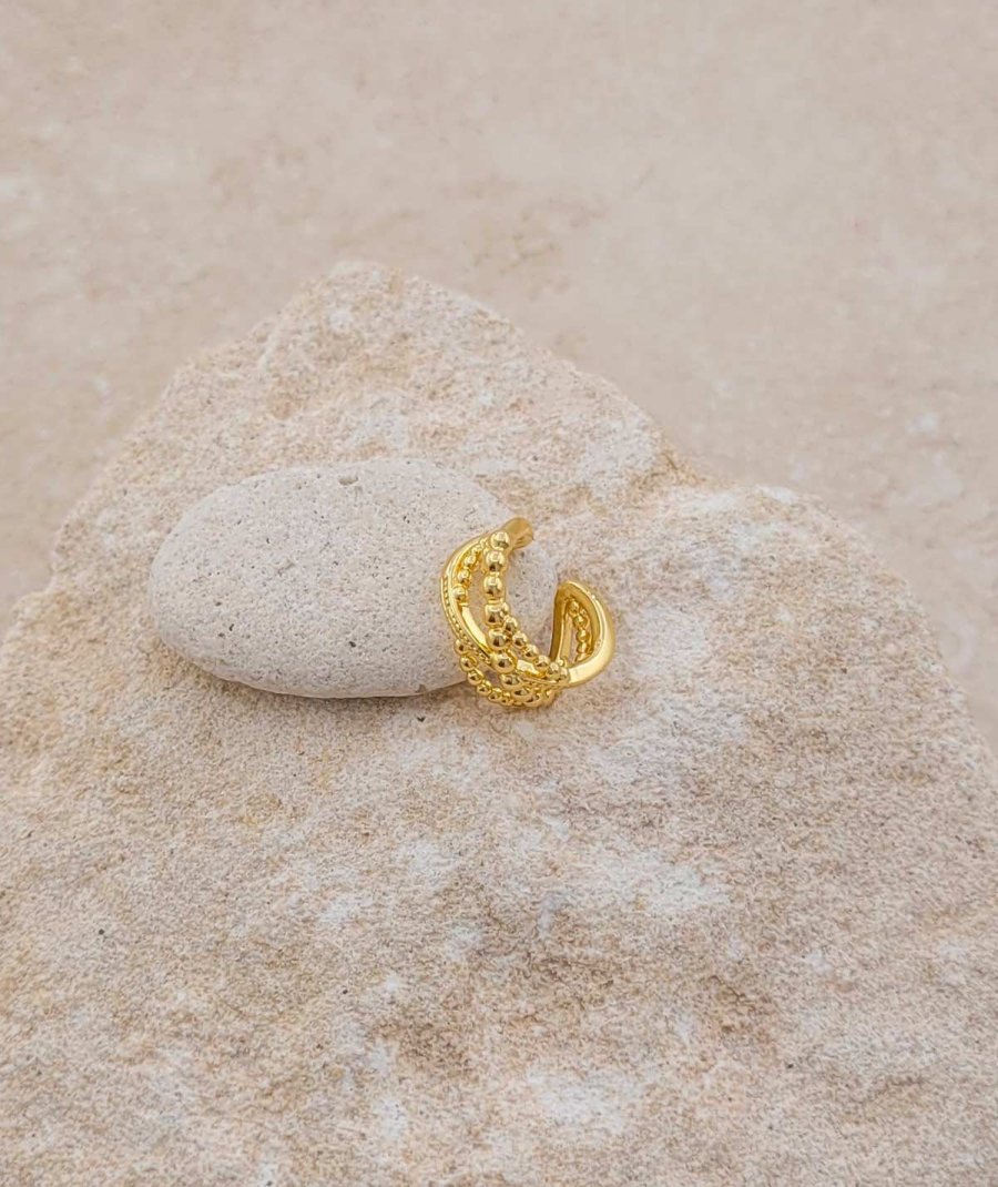 Ear cuff non percé perlé doré. Il se porte et s'installe facilement sur le haut de l'oreille - Effet percing sans perçage