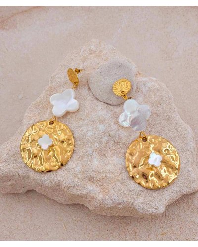 Boucles d'oreilles acier doré et nacre blanche