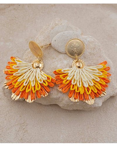 Grandes boucles d'oreilles à clip en raphia dans les tons orangés