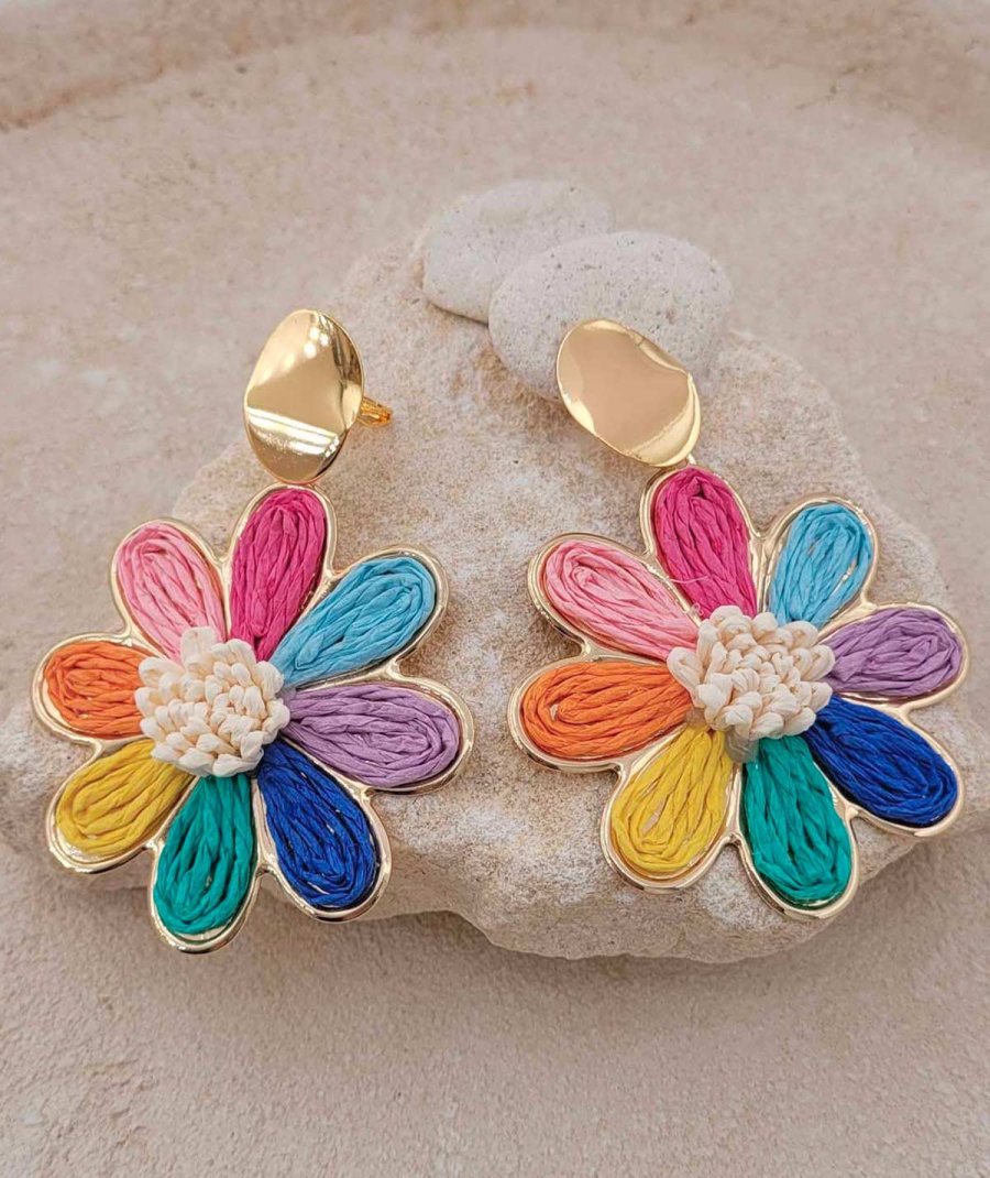 Boucles d'oreilles à clip en raphia multicolores