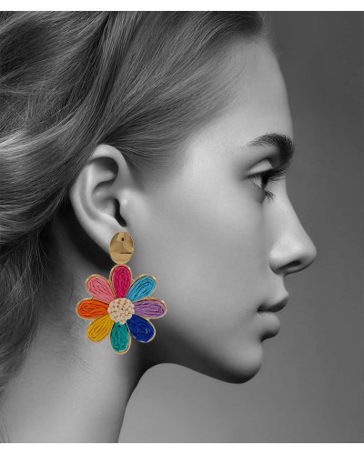 Boucles d'oreilles à clip en raphia multicolores