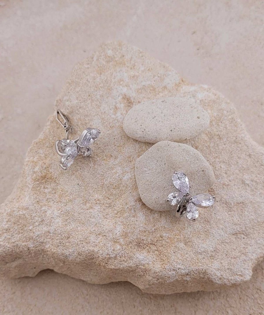 Boucles d'oreilles à clip en zirconium papillon - Collection Clips précieux